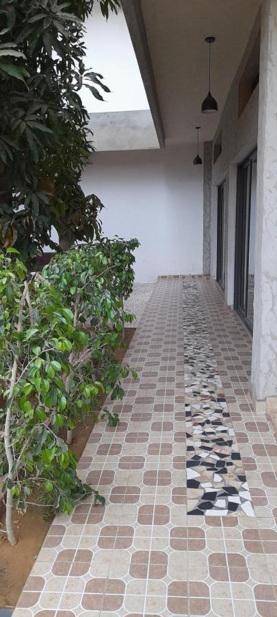 Saly Lrad Le Village Ngaring Bagian luar foto